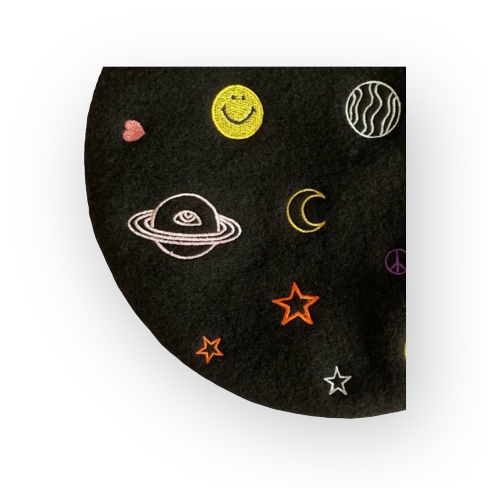 Rare: new Valfré ☻ Saturn Embroidered Wool Beret ☻ Black ☻ 1SFA Limited Edition - Picture 3 of 16
